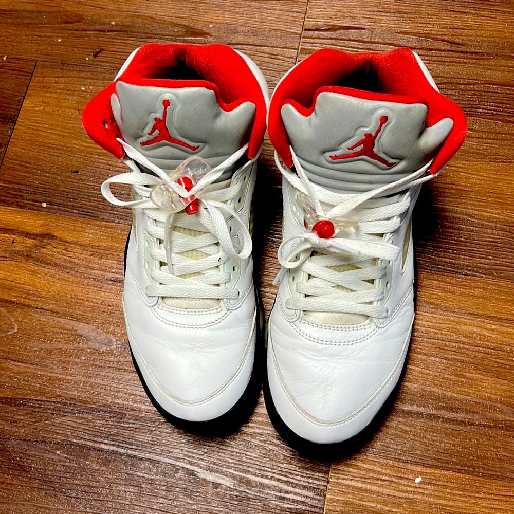 Retro Jordan 5 The Way
